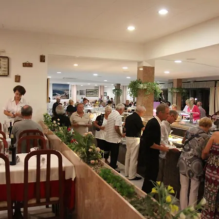 环球大酒店