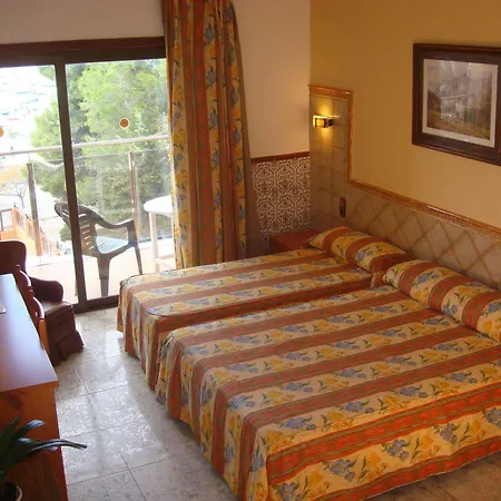 Hotel Univers Roses